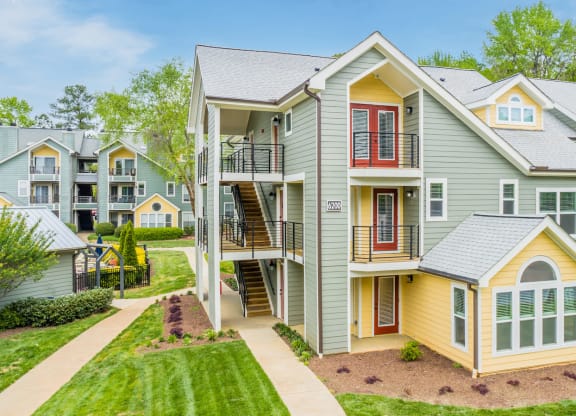 Elegant Exterior View at Regency Place, Raleigh, 27606
