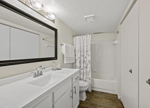 Bathroom With Bathtub at Enclave, Beavercreek, OH