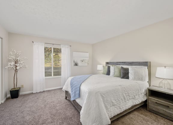 Spacious Bedroom With Comfortable Bed at Enclave, Beavercreek, OH, 45431
