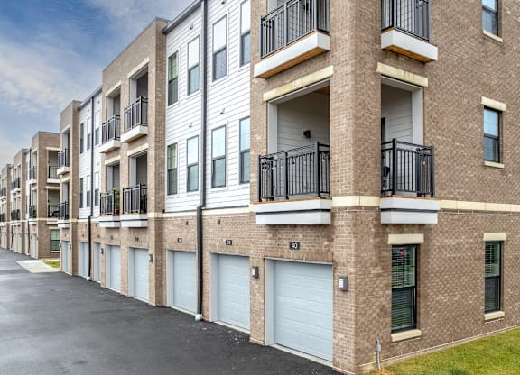 Building Exterior View at Liberty Flats Apartments, Liberty Township, 45069