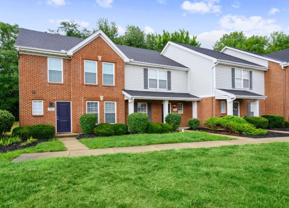 Lush Green Outdoor at Ivy Hills Living Spaces, Cincinnati, OH
