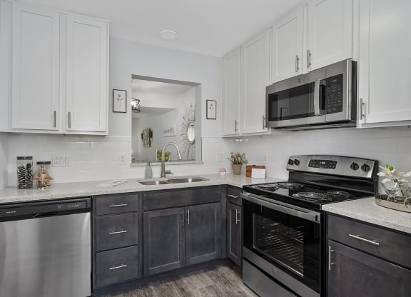Kitchen Cupboards In Kitchen at Ivy Hills Living Spaces, Cincinnati, OH