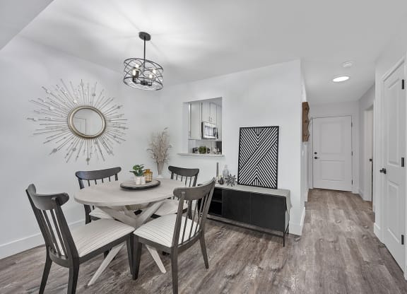 Dining And Kitchen at Ivy Hills Living Spaces, Ohio, 45244