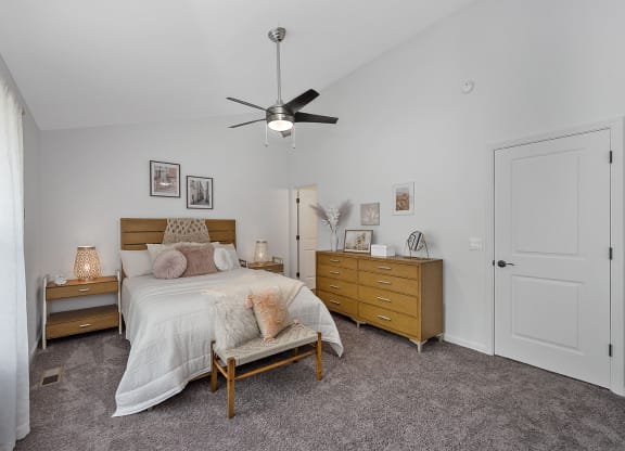 Lavish Bedroom at Ivy Hills Living Spaces, Cincinnati