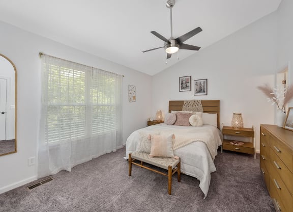 Comfortable Bedroom at Ivy Hills Living Spaces, Cincinnati, Ohio