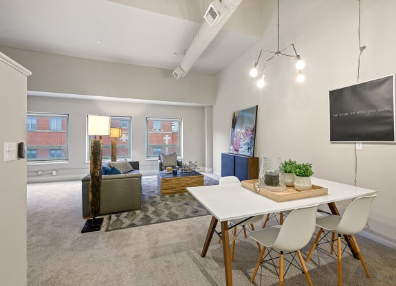 Dining at The Lofts at Shillito Place, Cincinnati, 45202