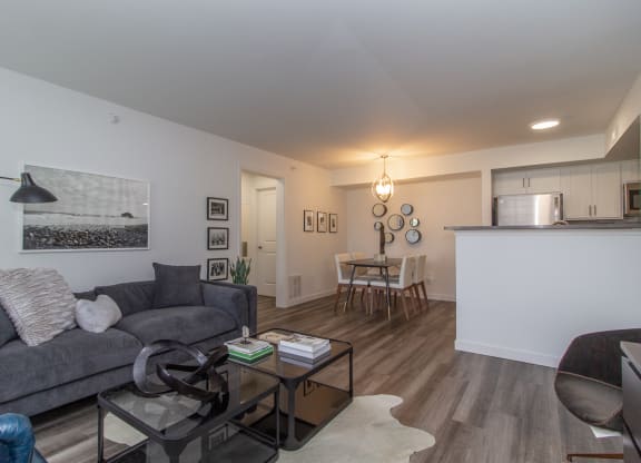 Living Room With Kitchen at Ivy Hills Living Spaces, Ohio, 45244