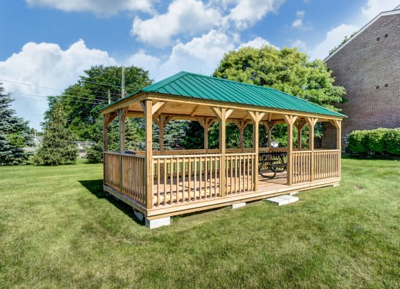 Gazebo at Mallard Landing Apartments , Ohio