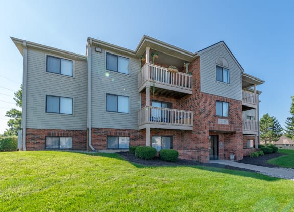 our apartments feature a spacious yard and balconies for residents to enjoy