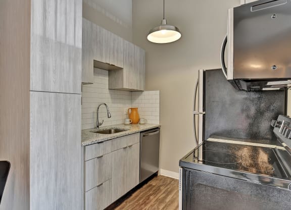 Kitchen at The Reserve at Grand Valley, Ohio, 45150