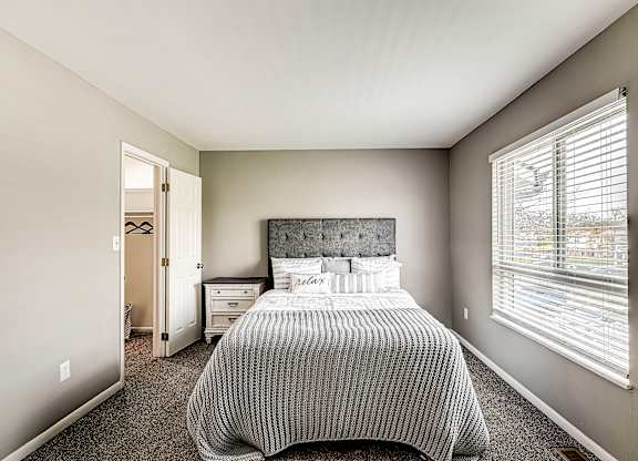 Gorgeous Bedroom at The Parkton, Cincinnati, Ohio