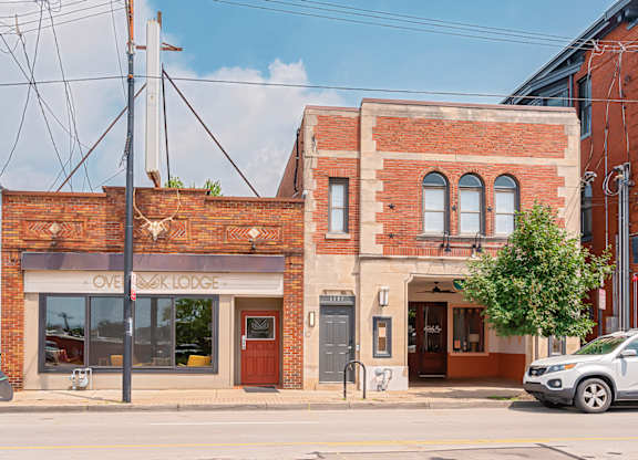 Exterior building at The Ridge Apartments, Cincinnati, OH, 45213