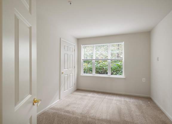 Open-plan interior at River Point Apartments, Essex, 21221