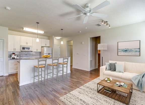 Gourmet Kitchen With Island at Century Avenues Apartments, Florida, 33813