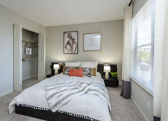 Bedroom Interior at The Carter 4250 Apartments, Norcross