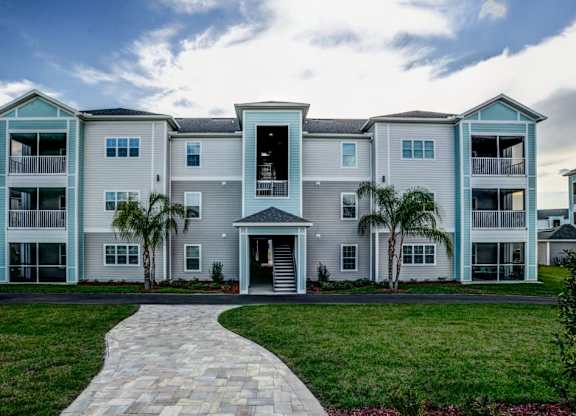 Green Space Walking Trail at Century Ariva, Lakeland Florida