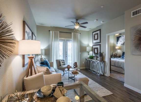 Living Room With Ceiling Fan at Century Palm Bluff, Portland, 78374