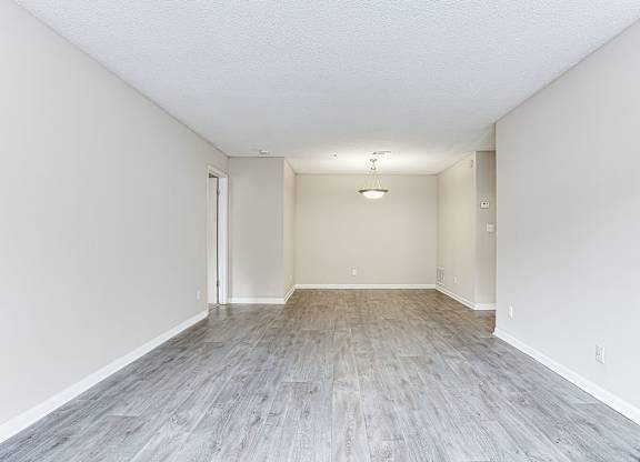 Spacious Living Area at Wildcreek Apartments, Georgia