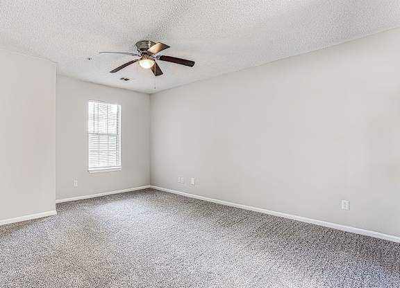 Vacant Living Area at Wildcreek Apartments, Georgia