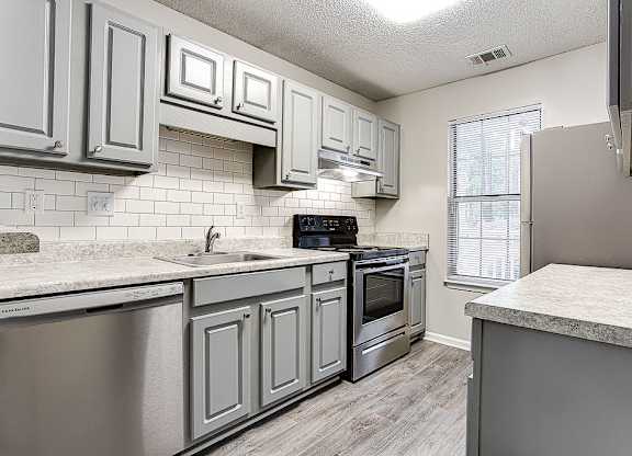 Kitchen at Wildcreek Apartments, Clarkston, GA 30021