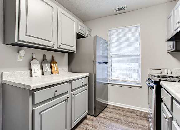 Kitchen Cabinets at Wildcreek Apartments, Georgia