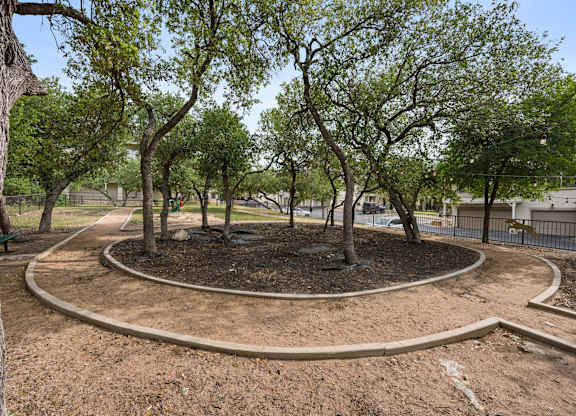Courtyard at Bridge at Canyon Creek, Texas