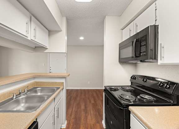 Kitchen Appliances at Montecito, Austin, TX
