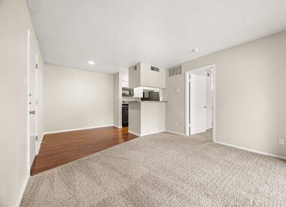 Carpeted Living Area at Montecito, Austin, TX, 78741