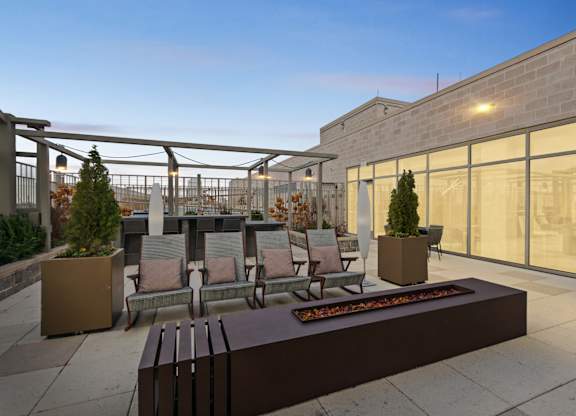 Core Outdoor Skylounge