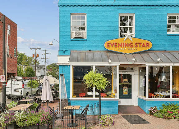 Evening Star Cafe storefront