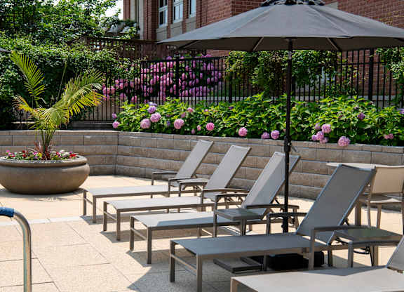 Photo of Pool Seats