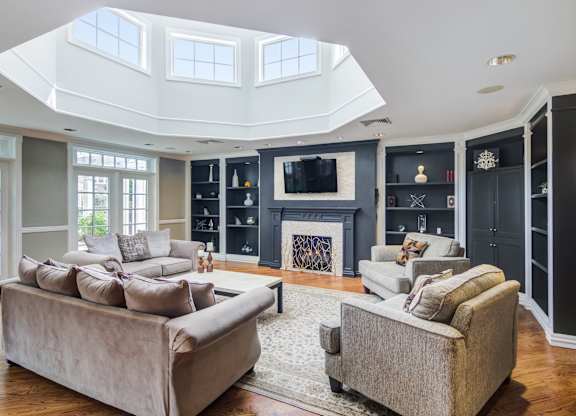 Resident Fire Place Lounge