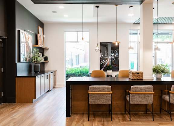 Leasing Office
