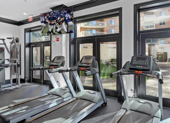the gym at the flats at big tex apartments