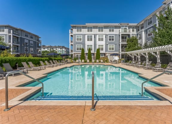 Community pool
