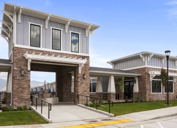 a view of the exterior of Viviano at Riverton Leasing office