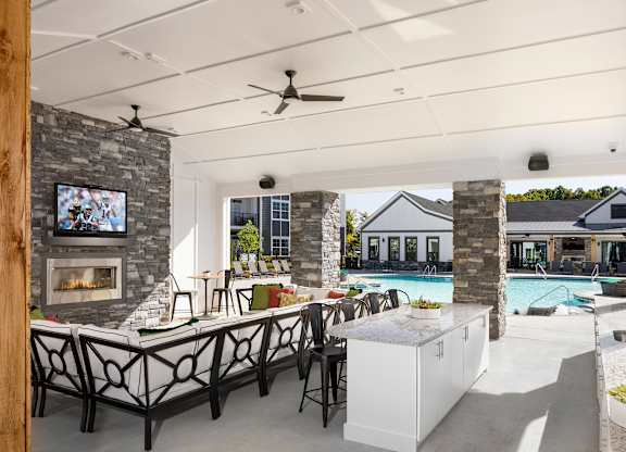 Covered Patio at 198 Milltown Apartments, North Carolina