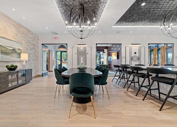 24-Hour Resident Lounge at 198 Milltown Apartments, North Carolina