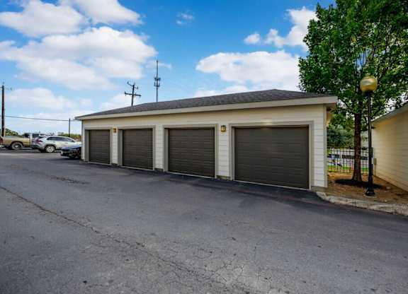 Garages at Pecan Springs, Texas