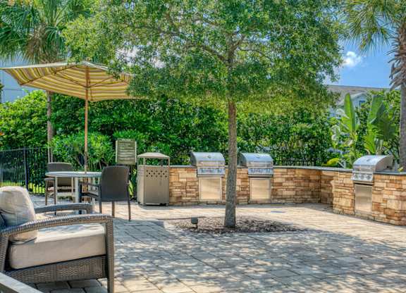 Grill Stations at Terraces at Town Center, Jacksonville, Florida