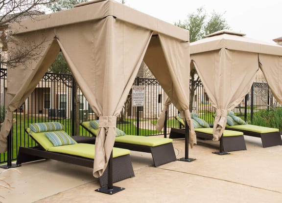 Poolside Cabana at Park Hudson Place Apartments, Texas