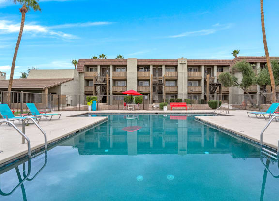 Swimming Pool at Verde Apartments in Tucson, AZ
