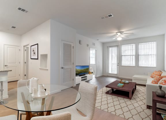 Living/Dining Area