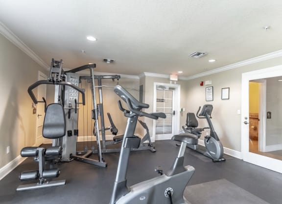 the gym at the preserve apartments