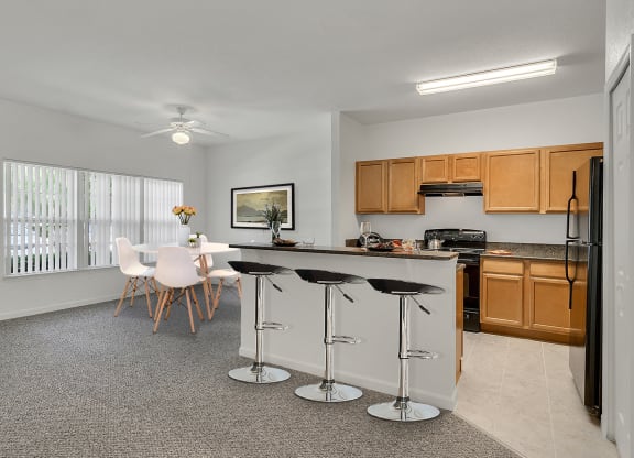 Senior Cottage - Kitchen and Dining Room