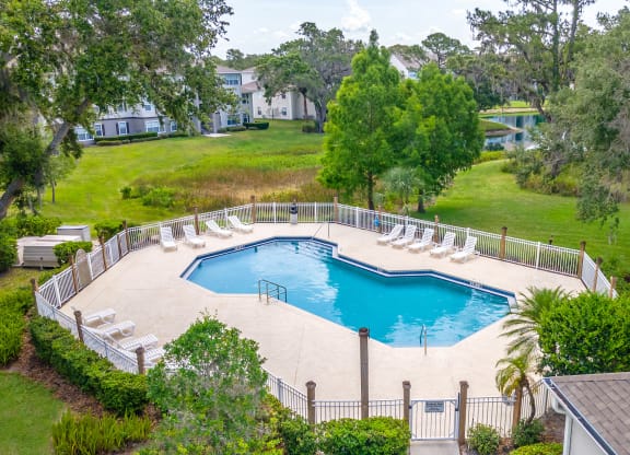 pool at university club apartments
