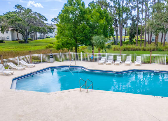 pool at university club apartments