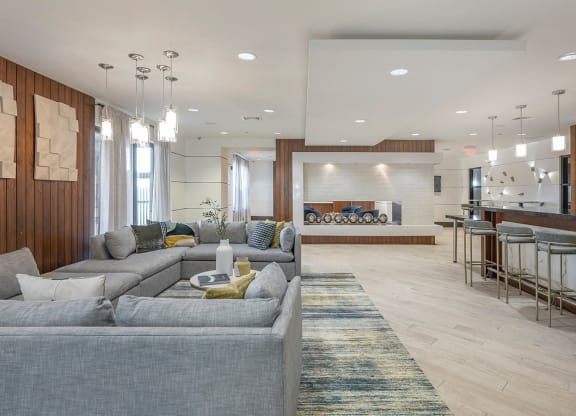 Large Clubhouse with Entertainment Center