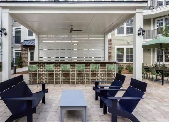 Broadstone Upper Westside Community Lounge Resident Lounge with WiFi TV Fireplace & Seating