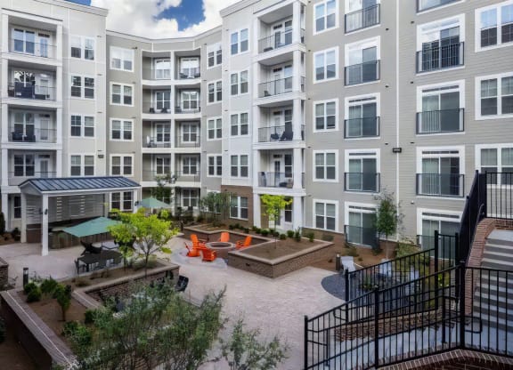 Broadstone Upper Westside Community Lounge Resident Lounge with WiFi TV Fireplace & Seating